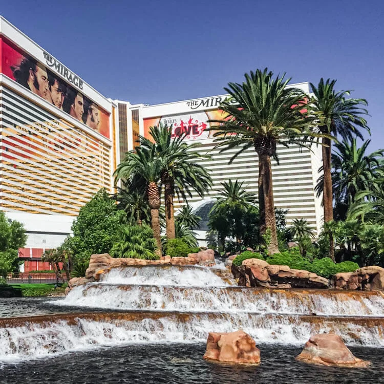 Mirage Las Vegas shot on iPhone 6 Plus