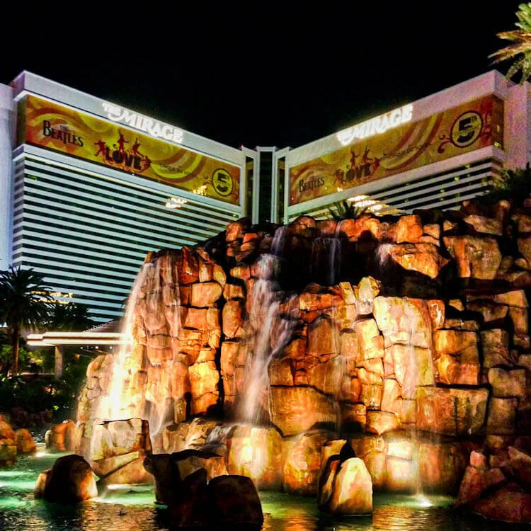Mirage Vulcano shot at night using iPhone 5