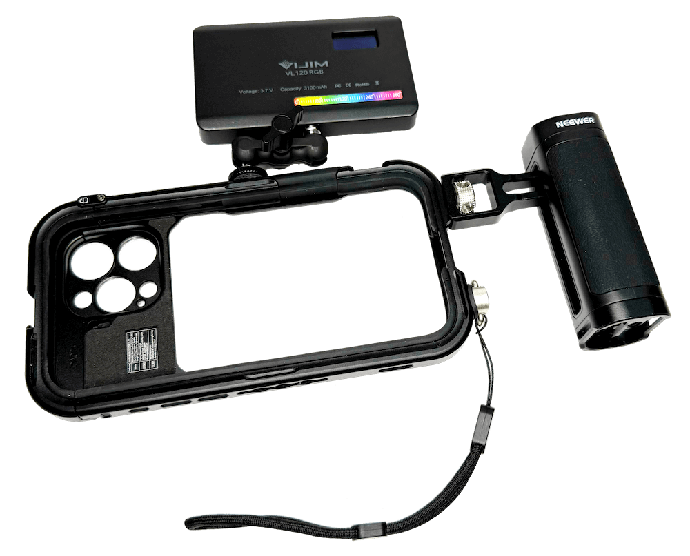 Neewer iPhone Cage for photographing in lost places