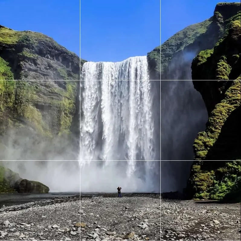 Center composition using the square image format