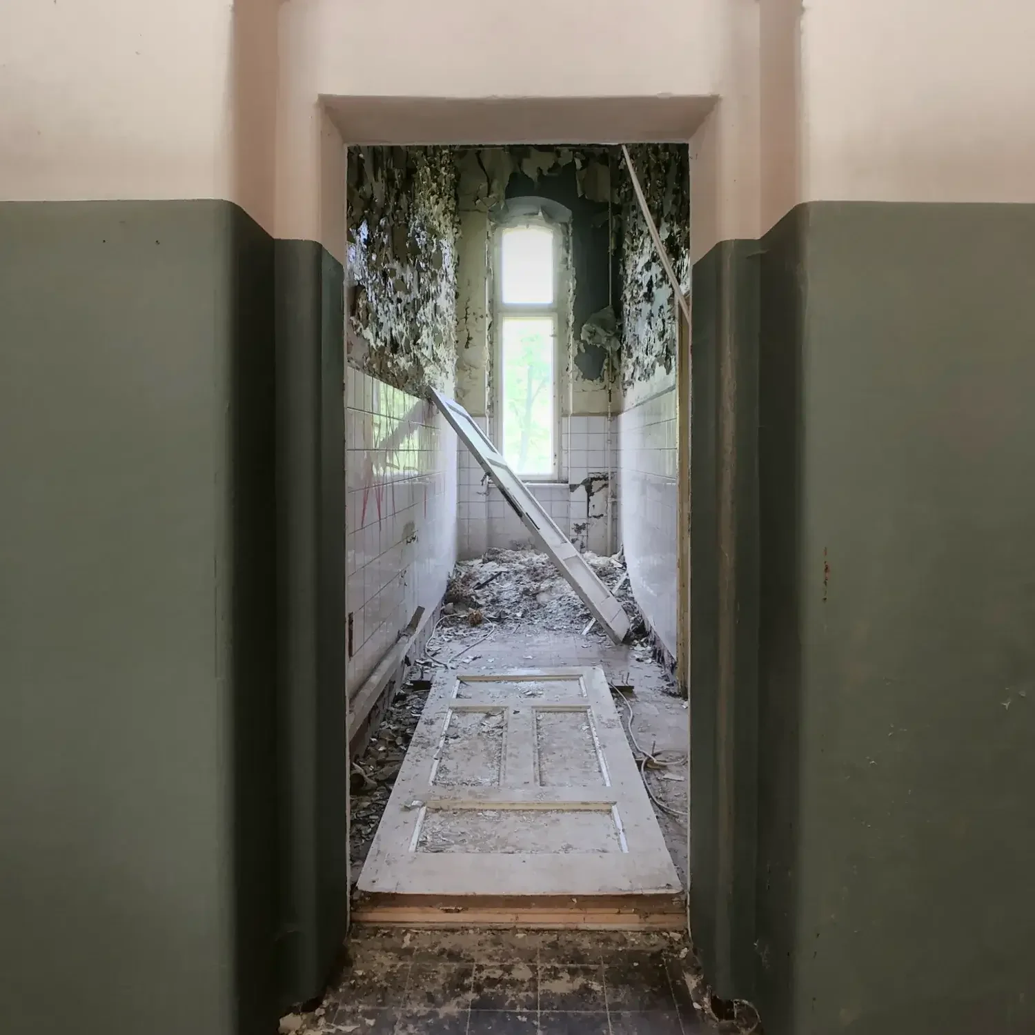 Not properly attached door