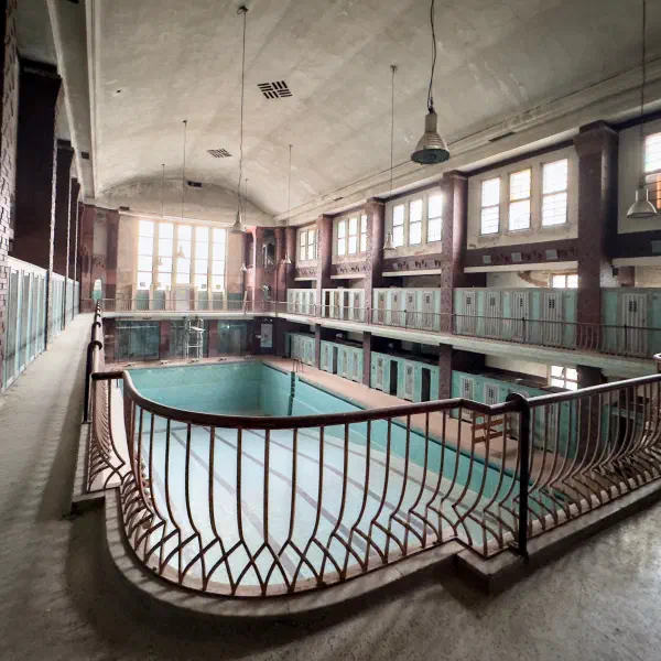 Pool at the abandoned Municipal Bath, Berlin