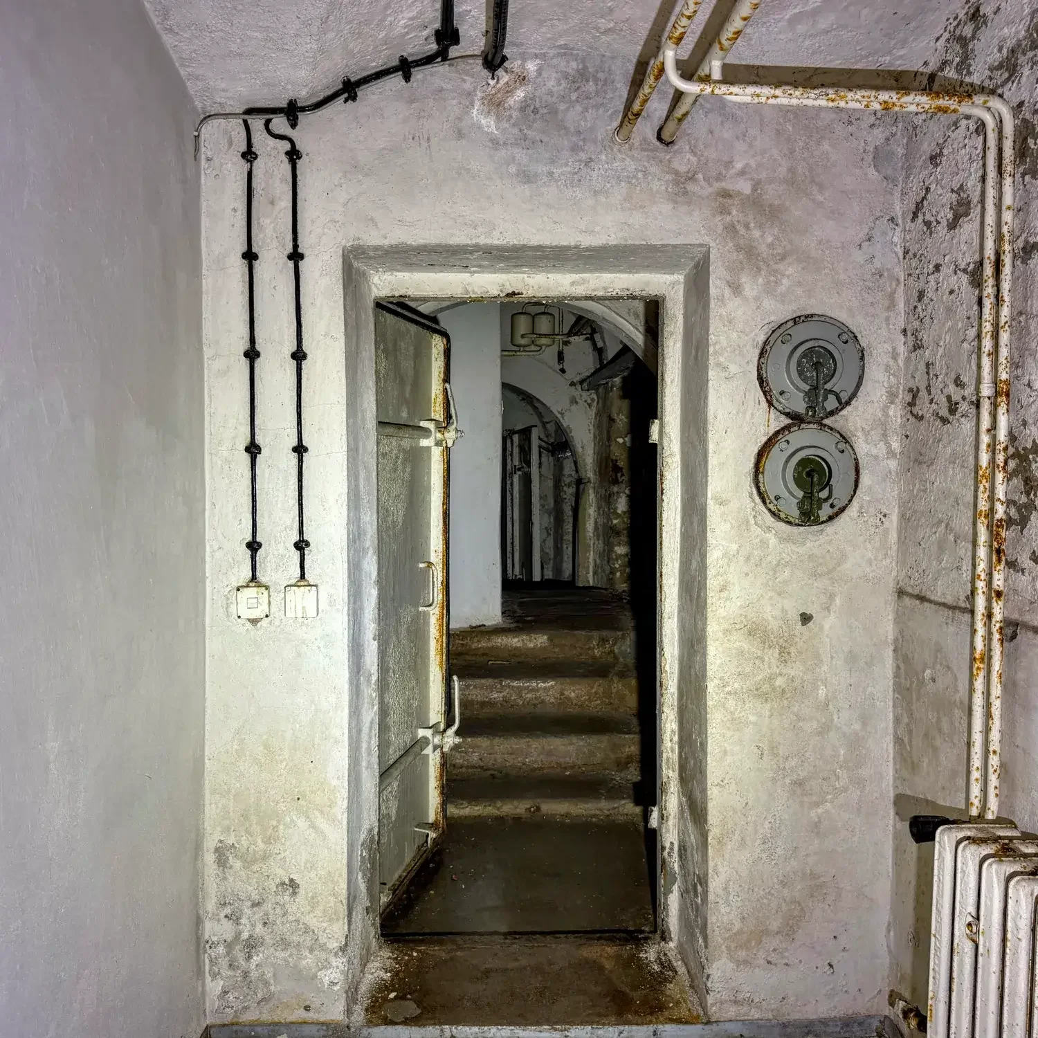 Bunker Entrance at the Palace of Crossen