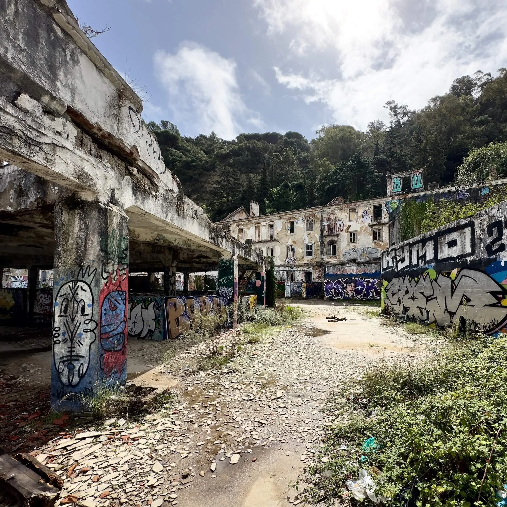 Use the iPhone&rsquo;s wide angle lens to photograph at the platform.