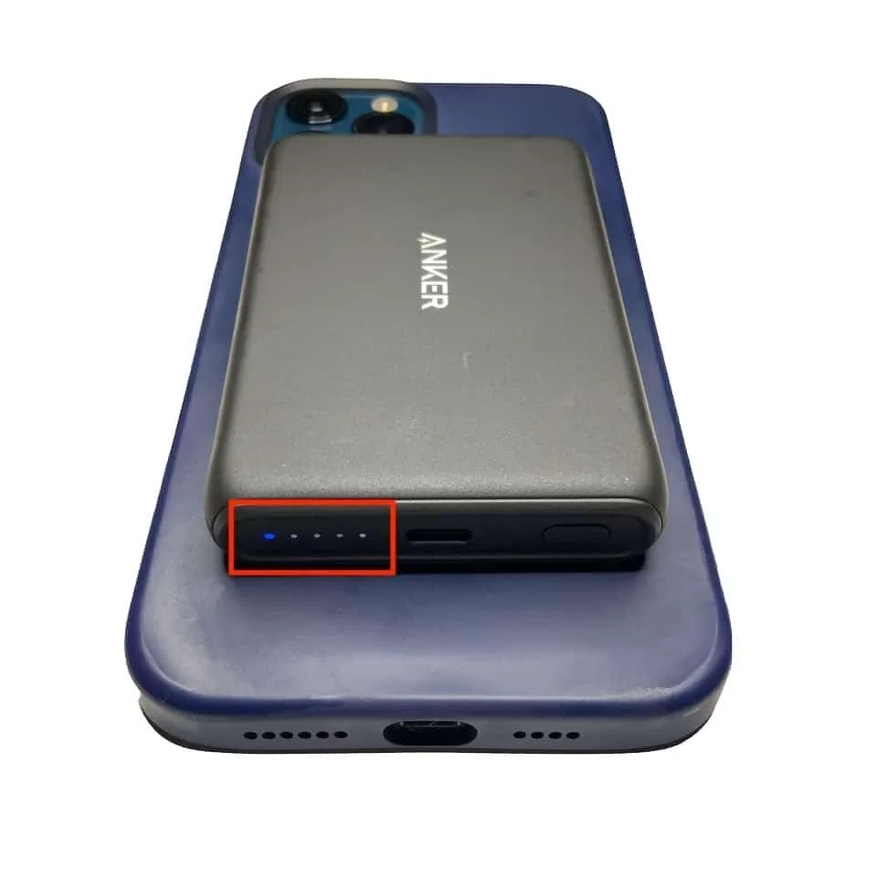 Status LEDs of the Anker Powercore magnetic 5K