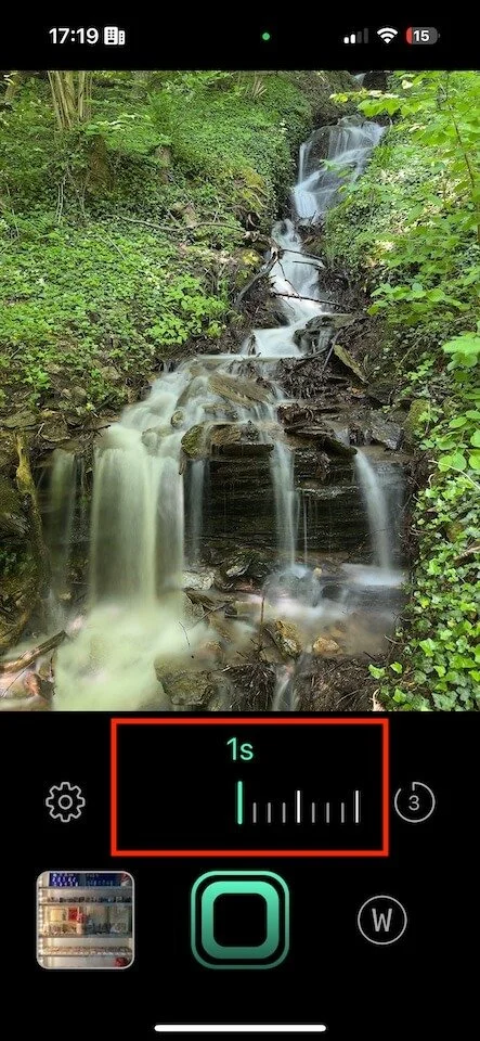 Exposure dial in Reeheld camera app