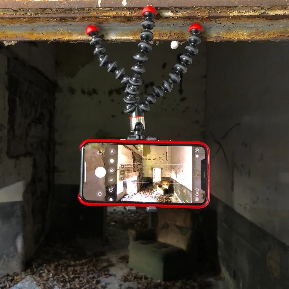 iPhone 11 used with Moment Gorillapod Magnetic